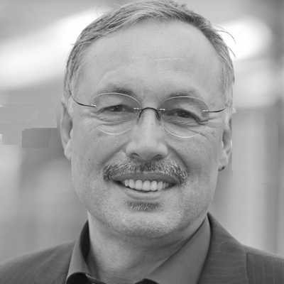 Professor Peter Szyszka