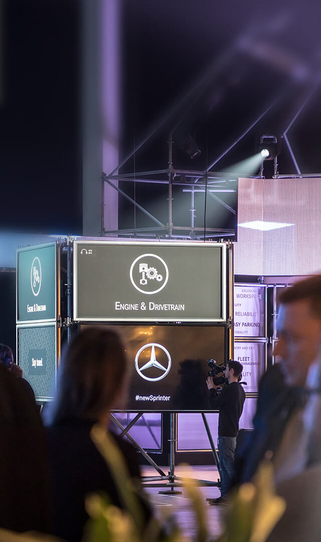 Voll vernetzt: Mercedes-Benz Vans inszeniert den neuen Sprinter als digitales Allroundtalent